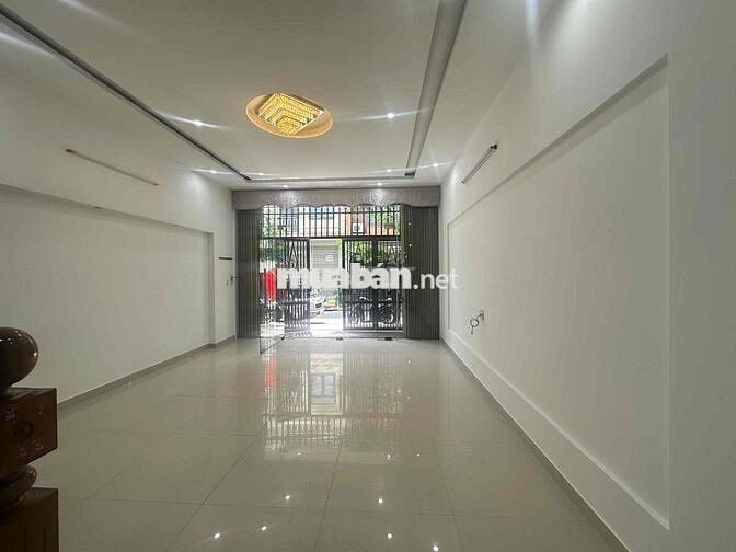 NHÀ 3 TẦNG MẶT TIỀN LÊ VĂN THỊNH- CÓ NỘI THẤT