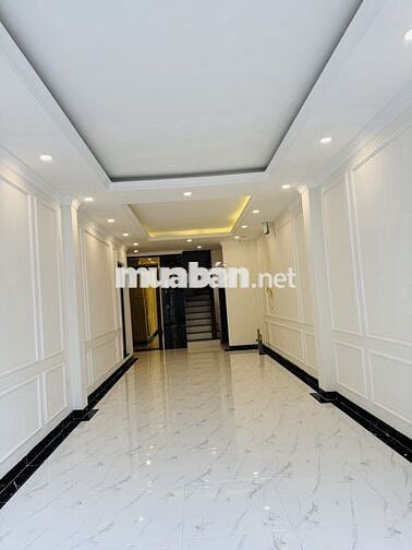 9.3 TỶ- 52M-THANG MÁY – Ô TÔ – LÔ GÓC – KINH DOANH- THẠCH BÀN