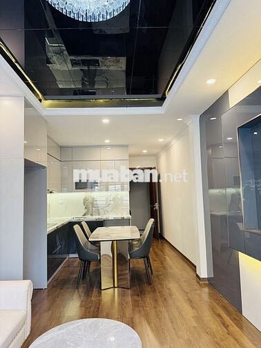 9.3 TỶ- 52M-THANG MÁY – Ô TÔ – LÔ GÓC – KINH DOANH- THẠCH BÀN