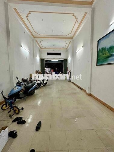 Cho thuê nhà mặt tiền đường Nguyễn Lương Bằng