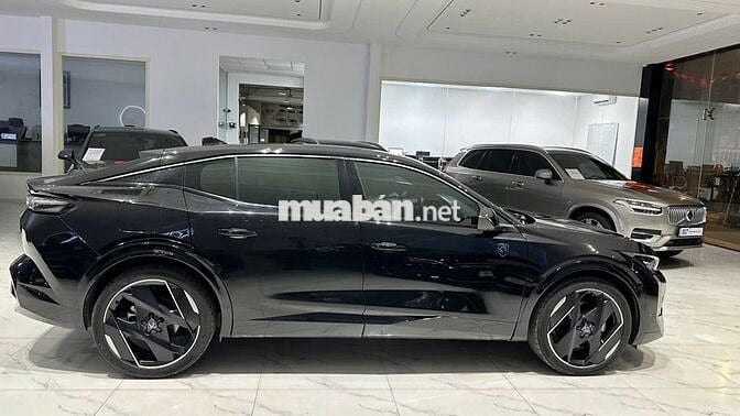 Peugeot 408 2024 GT 1.6 AT - 24999 km