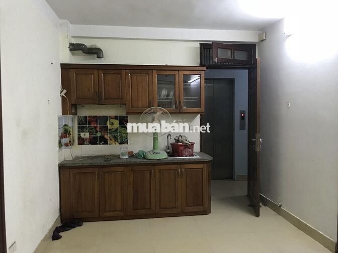 Chính chủ cho thuê căn hộ CCMN 60m2 2N1WC trong trường Đại học HN