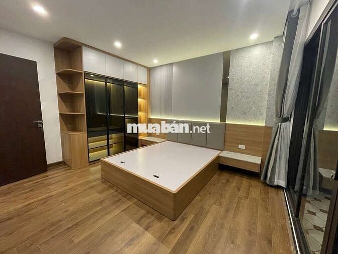 NGỌC THỤY - SIÊU PHẨM 8 TẦNG - FULL NỘI THẤT  - VIEW HỒ - GIÁ TL