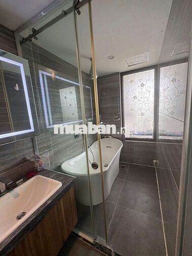 Nguyên tầng nội thất cao cấp Huỳnh Văn Bánh, Phú Nhuận