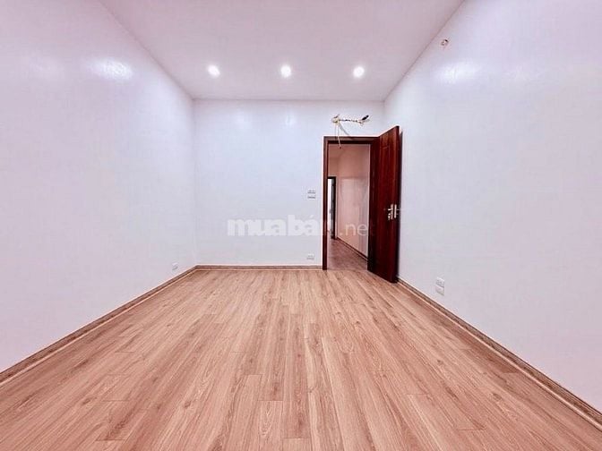 NHÀ_PHÚC_LỢI – ĐẸP LONG LANH – NGÕ NÔNG RỘNG – Ở NGAY - 5 tỷ chút