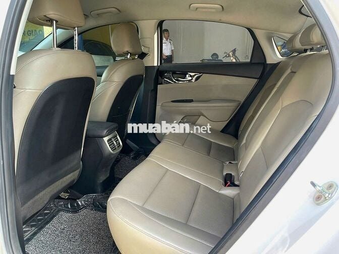 Kia Cerato 2021 1.6 AT DELUXE
