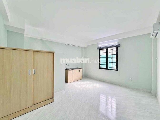 Studio Siêu Rộng Cửa Sổ Đón Nắng Tại Lê Văn Duyệt, Gần Chợ, Q1, Phú Nh