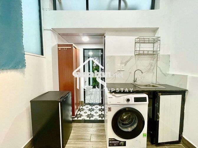 Cho thuê căn hộ gần UEH Nguyễn Tri Phương đầy đủ nội thất, an ninh
