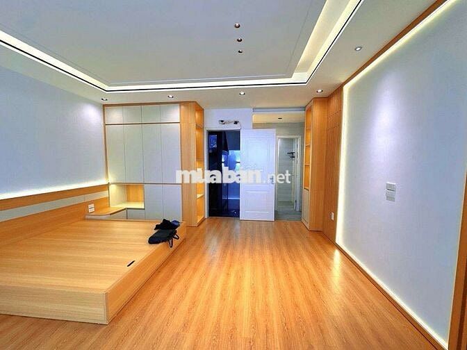 Tây Sơn - Ngã Tư Sở - 45m * 6 tầng thang máy, chỉ 25m ra phố
