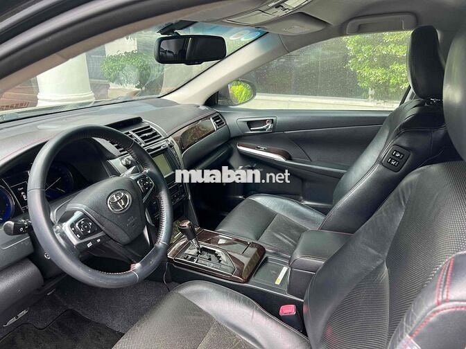 Toyota Camry 2015 2.5Q - 98000 km