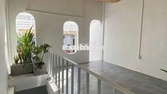 🏡 CHO THUÊ NHÀ HXH – QUẬN 10 - 4x20M , TRỆT , LẦU 🏡
