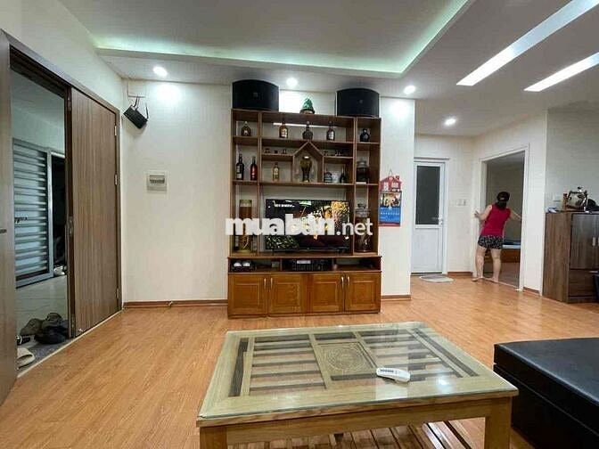 Bán căn chung cư lô góc 2 thoáng nhà đẹp ở ngay 74m2 tầng 6 giá nhỉnh