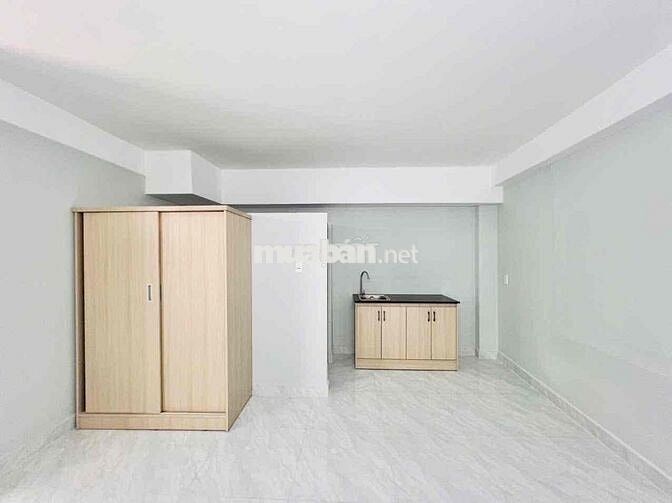 Studio Siêu Rộng Cửa Sổ Đón Nắng Tại Lê Văn Duyệt, Gần Chợ, Q1, Phú Nh