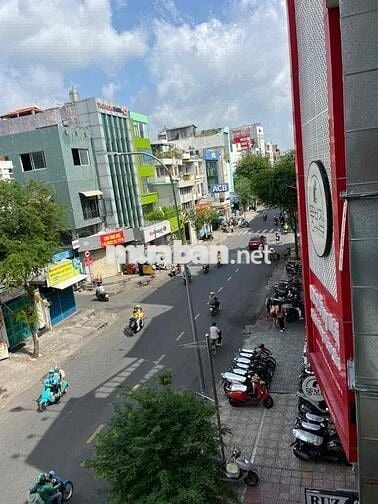 Cho thuê nhà MT 746 Sư Vạn Hạnh Q10, 4x18m, Trệt 2 lầu ST, giá 85tr