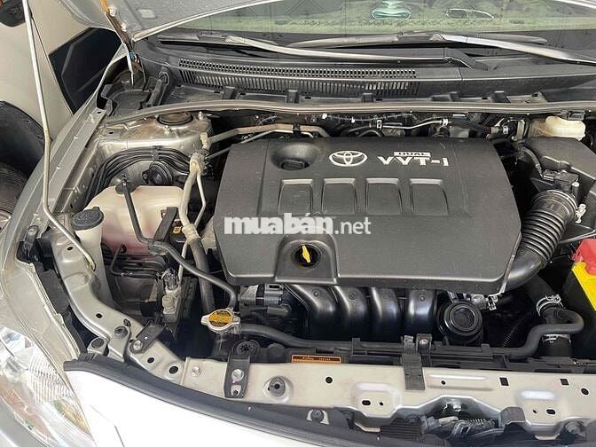 Toyota Corolla Altis 2013 1.8G MT - 74000 km