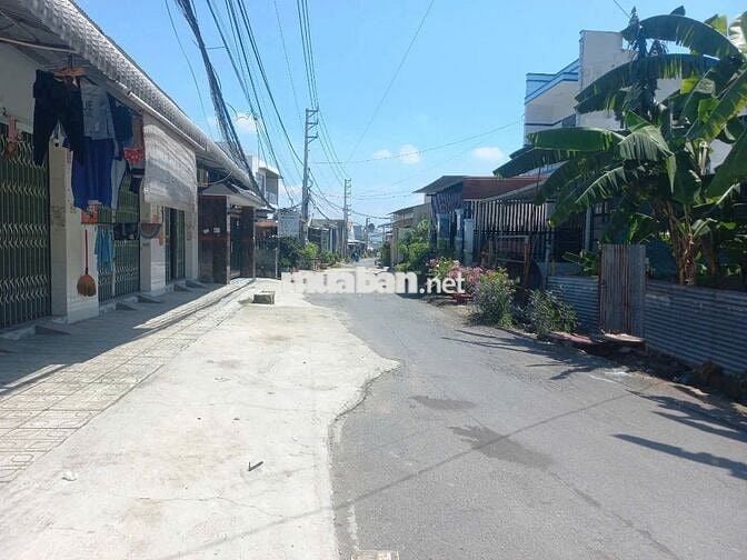 ĐẤT LỌT KHE, VUÔNG VỨC, 10M X 34M, GIÁ 650 TRIỆU, GIẢM THÊM 50 TRIỆU.