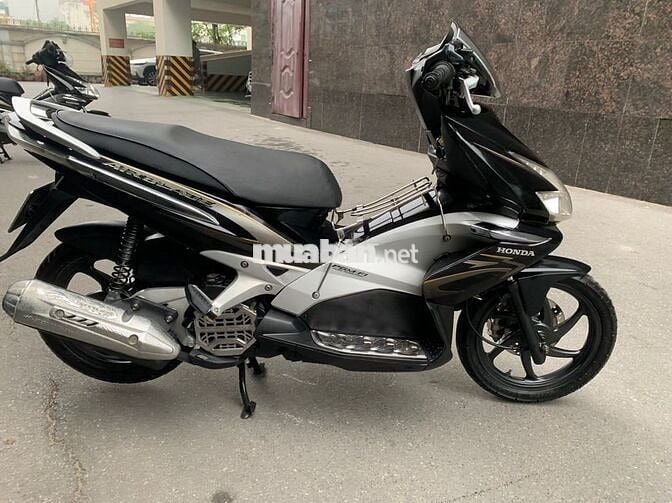 Honda Airblade biển đẹp chỉ hơn chục củ