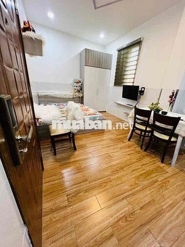 Cho thuê căn hộ Studio Cửa sổ trời tại Quận 4 – Nội thất đầy đủ