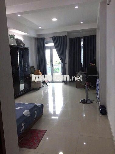 Cho Thuê Nhà Đường Nguyễn Giản Thanh, Quận 10 - Nhà Thoáng - KD Tự Do