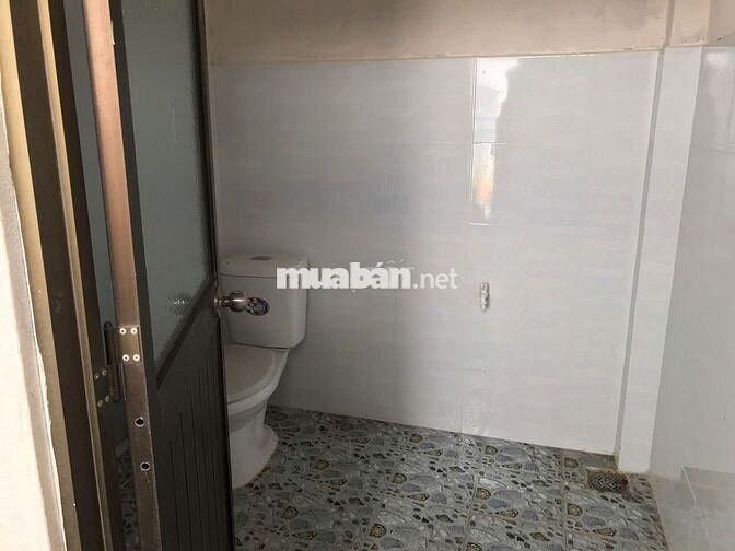 Cho thuê kho đường xe tải gần đường cách mạng tháng tám 3 triệu/tháng
