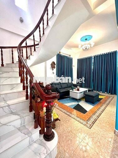 Nhà biệt thự mini 1 lầu, ngang 7m, 195m2. Nhà 02 mặt tiền hẻm