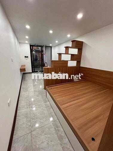 Cần bán nhà tập thể Thượng Thanh,diện tích 40m,2 PN,hơn 2 tỷ.