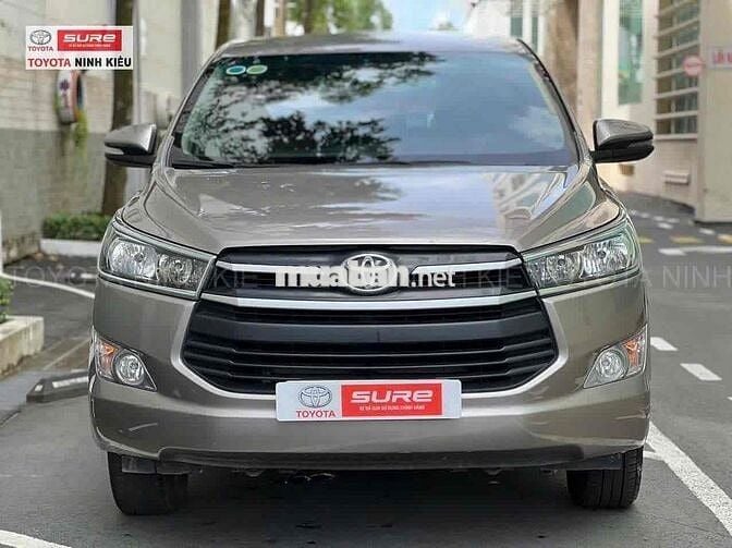 Toyota Innova 2017 2.0E - 145000 km