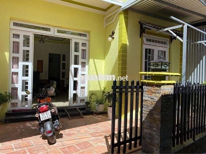 CHO THUÊ NHÀ NGUYÊN CĂN LỮ GIA 4 PN PHƯỜNG 9 ĐÀ LẠT