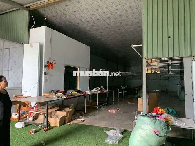 Cho thuê nhà xưởng mặt tiền 10*32, 1/ Phan Văn Hớn xã Bà điểm hóc môn