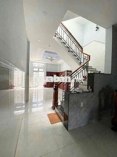 Nhà Rộng Rải DT 5x35m 1Trệt 2Lầu 4Pn 4Wc Sân Rộng Đậu Xe Ôtô Đường Tải