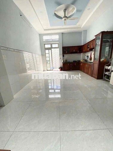 Nhà Rộng Rải DT 5x35m 1Trệt 2Lầu 4Pn 4Wc Sân Rộng Đậu Xe Ôtô Đường Tải