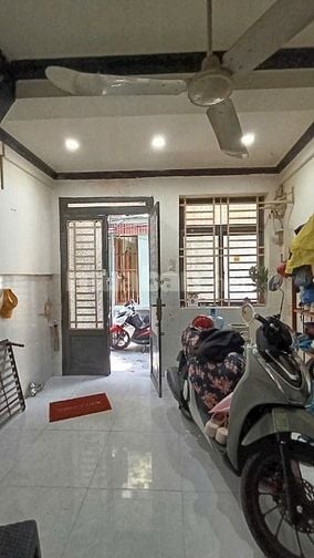 Nhà 1trệt, 2 lầu, Hẻm 2081 Phạm Thế Hiển P6, Q8. Ngang 3,5m x Dài 6,5m