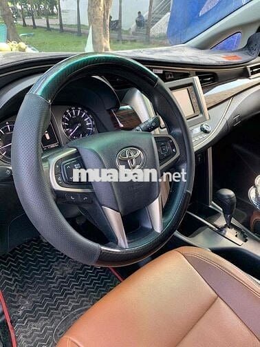 Toyota Innova 2018 - 120000 km