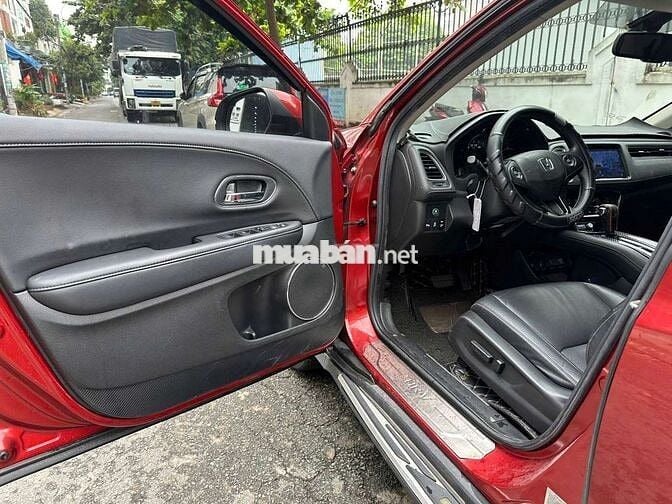 Honda HR-V 2021,bản L, 1.8L,màu đỏ,41.000 km