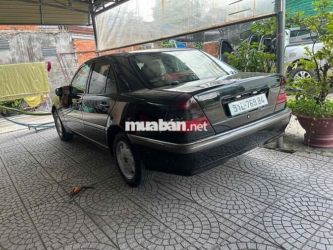 Mercedes Benz C Class 1998 - 198000 km