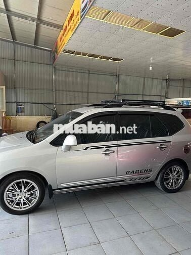 Kia Carens 2010 SX 2.0 MT - 110000 km