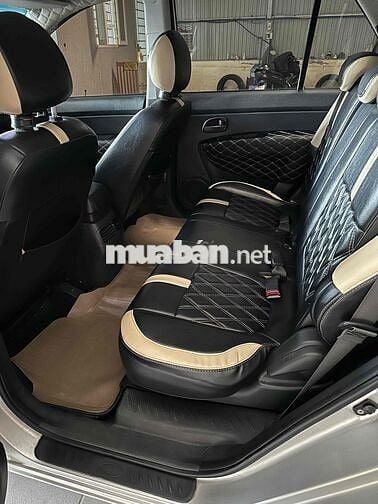 Kia Carens 2010 SX 2.0 MT - 110000 km