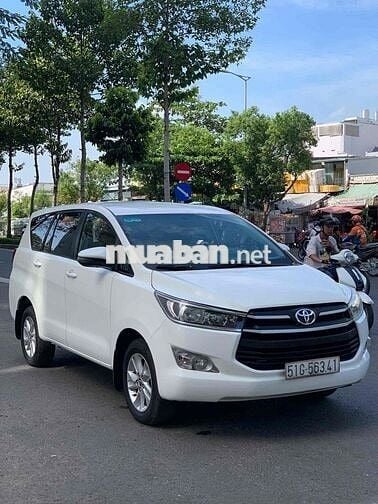 Toyota Innova 2018 - 120000 km