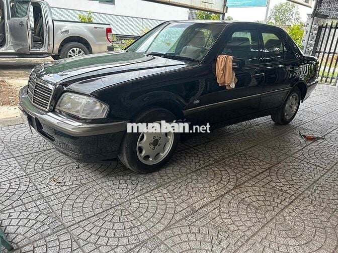 Mercedes Benz C Class 1998 - 198000 km