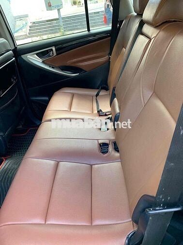 Toyota Innova 2018 - 120000 km