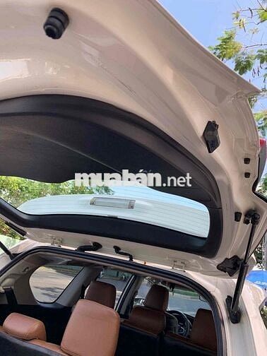 Toyota Innova 2018 - 120000 km
