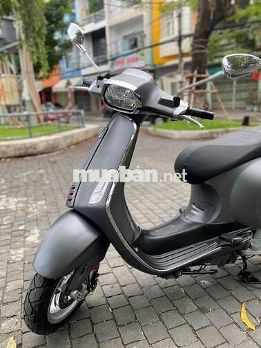 Vespa xám ghi đèn led xe đẹp chính chủ bán
