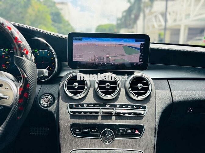 Mercedes Benz C300 2019 - Màu Đen