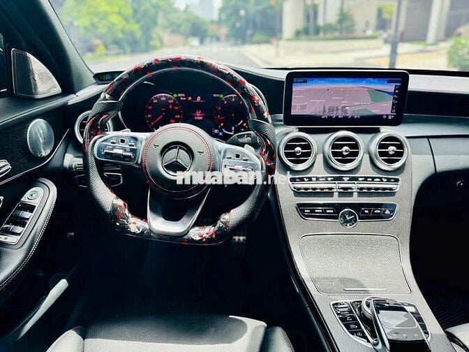 Mercedes Benz C300 2019 - Màu Đen