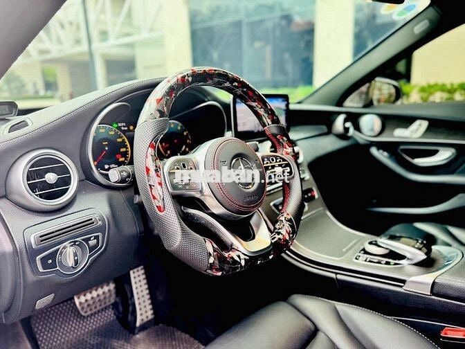 Mercedes Benz C300 2019 - Màu Đen