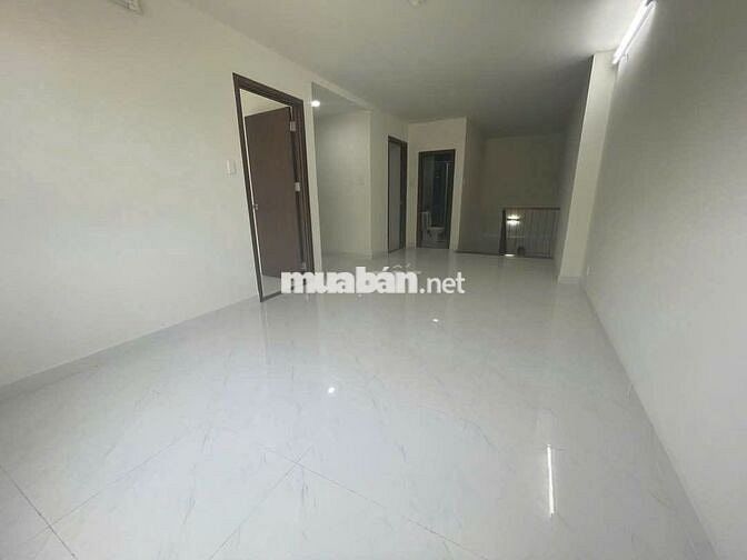 Cho thuê shophouse KD Green River dt151 (1 trêt+1 lầu) ,cách Q5,10 2km