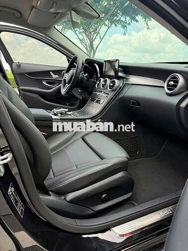MERCEDES BENZ C200