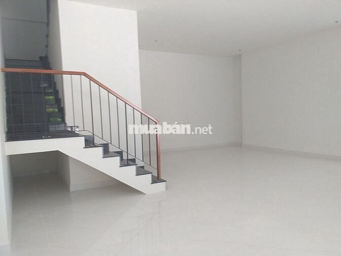 Cho thuê shophouse KD Green River dt151 (1 trêt+1 lầu) ,cách Q5,10 2km