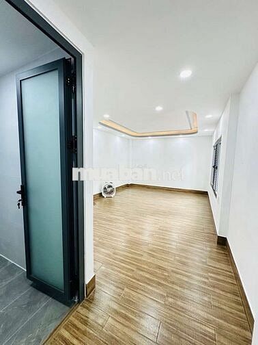 Xe hơi ngủ trong nhà - Ngay bệnh viện Gia Định  - 4 Tầng - 160m2 SD