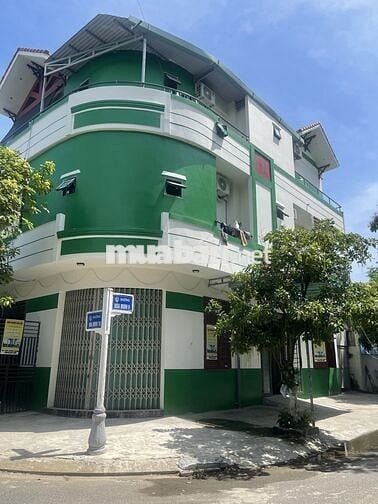 Cho thuê phòng gần biển, đầy đủ nội thất, ban công rộng thoáng